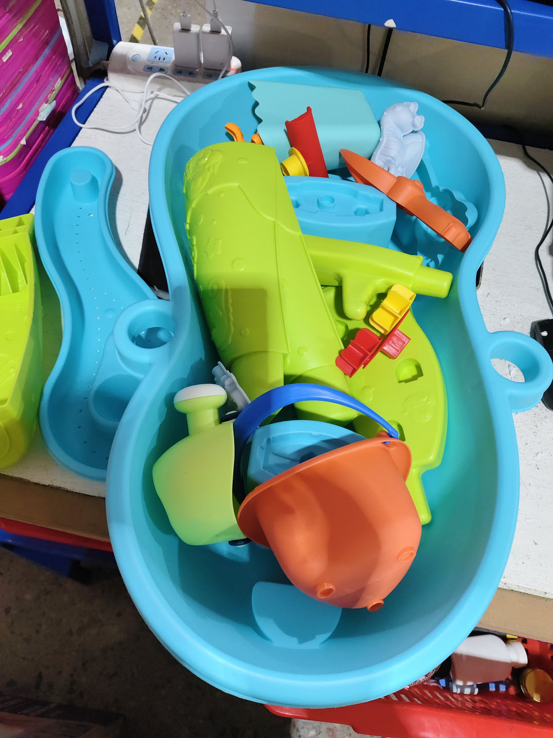 Children's Beach Table Four-layer Pool Garden Toy Suit